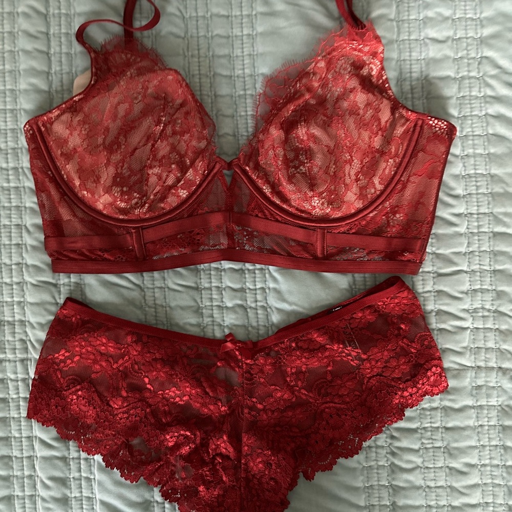 7 PIECES of NEW Victoria’s Secret Lingerie - Picture 8 of 16